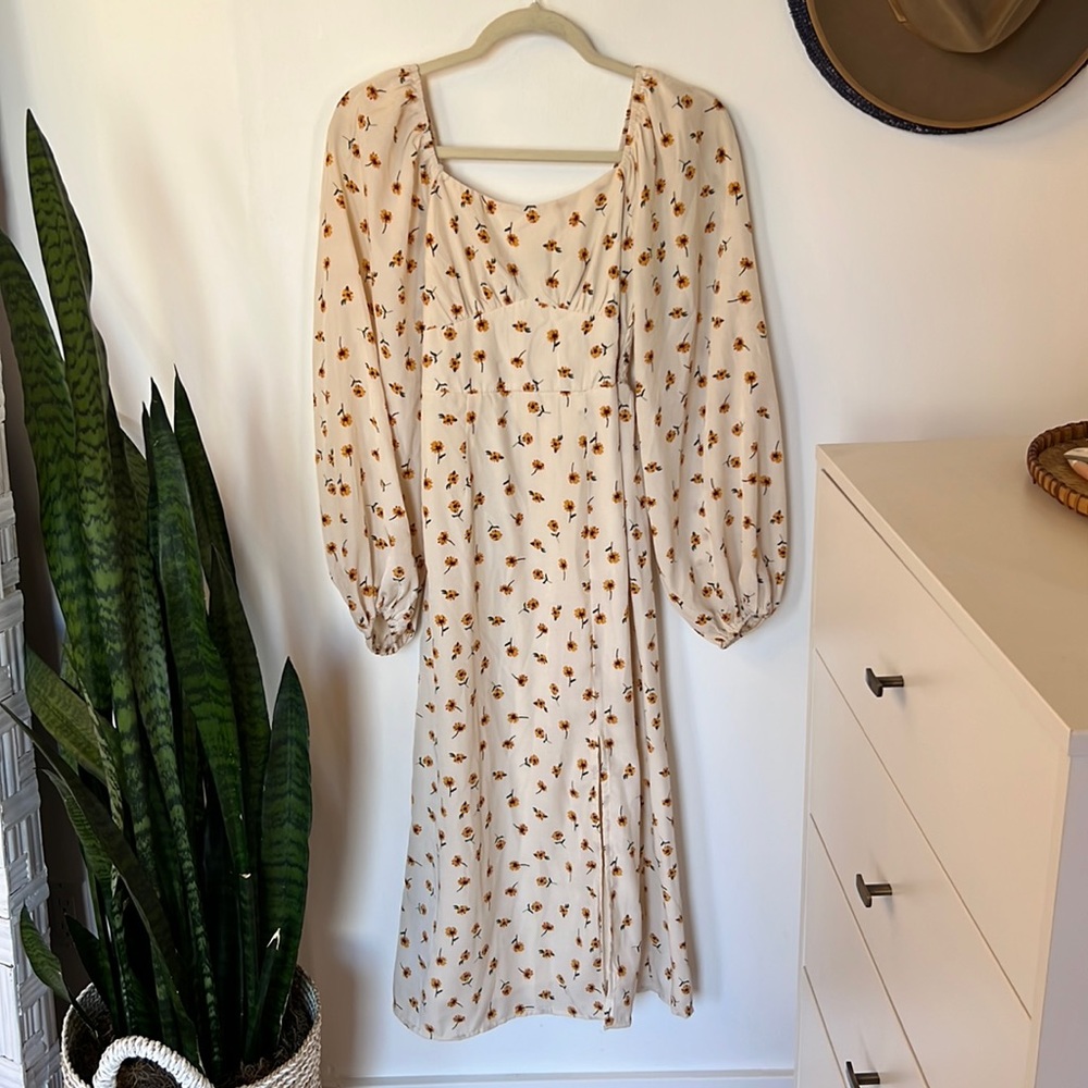 Missguided Floral Smocked Puff Sleeve Dress